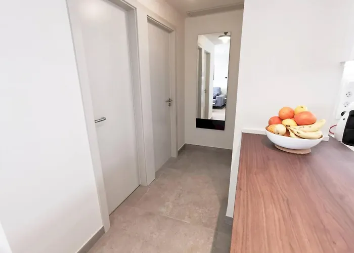 Апартаменти 2 Bedroom Close To The In Maspalomas